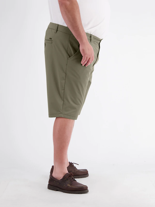 LERROS Chinoshorts »Sportliche Chino-Shorts aus Nylon-Mix in großen Größen«
