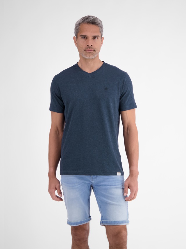 LERROS Rundhalsshirt »T-Shirt aus Baumwoll-Leinen-Mix in moderner 2-Tone-Optik« LERROS Rundhalsshirt »T-Shirt aus Baumwoll-Leinen-Mix in moderner 2-Tone-Optik«