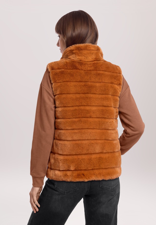 Betty&Co Plüschweste »Damen mit Stehkragen«