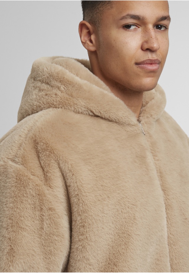 URBAN CLASSICS Kapuzenfleecejacke »Urban Classics Full Zip Faux Fur Hoodie« 1 Stk. tlg. mit Kapuze