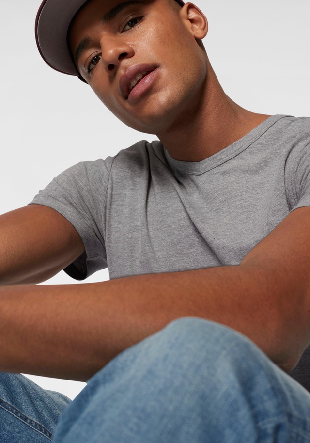 Jack & Jones T-Shirt »SLIM- FIT BASIC TEE V-NECK« mit V-Ausschnitt