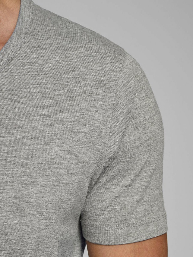 Jack & Jones T-Shirt »SLIM- FIT BASIC TEE V-NECK« mit V-Ausschnitt