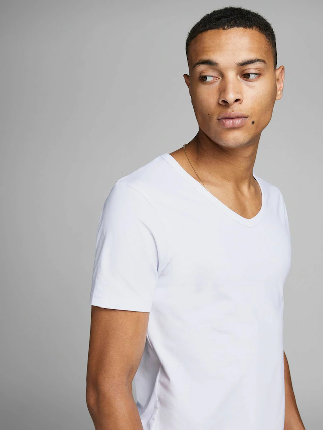 Jack & Jones T-Shirt »SLIM- FIT BASIC TEE V-NECK« mit V-Ausschnitt