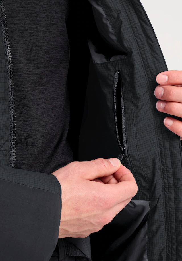 Jack Wolfskin Winterjacke »ICY HOLLOW JKT M« mit leichter Faserfüllung, schnell trocknend, aus Polyester