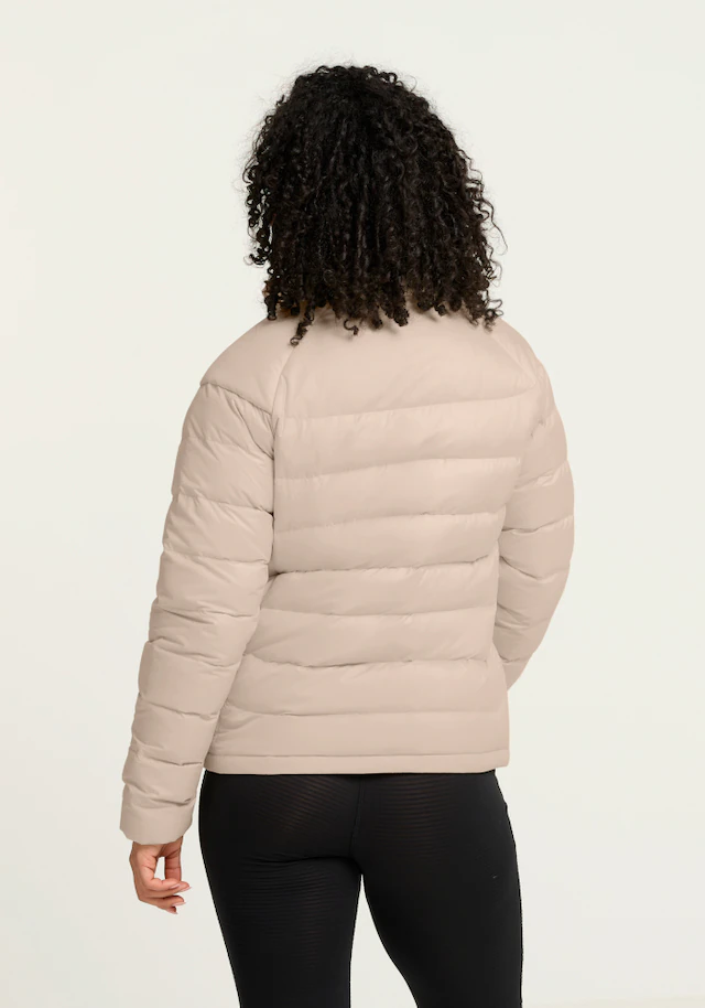Jack Wolfskin Daunenjacke »WILD PASS DOWN JKT W RDS« mit wärmender Füllung, wind- und wasserabweisend, schnell trocknend