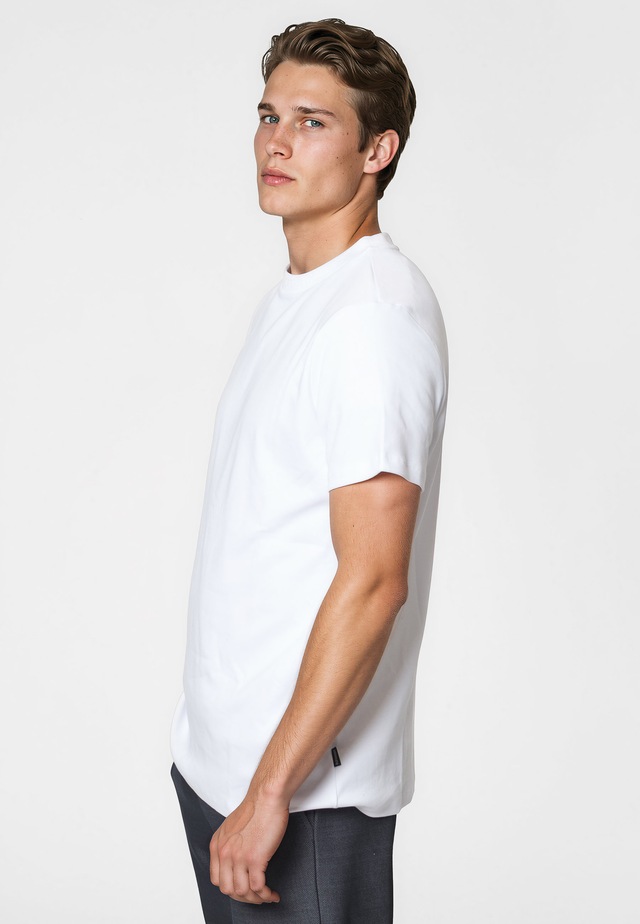 Kleinigkeit T-Shirt »Kleinigkeit Unterragendes Shört« 1