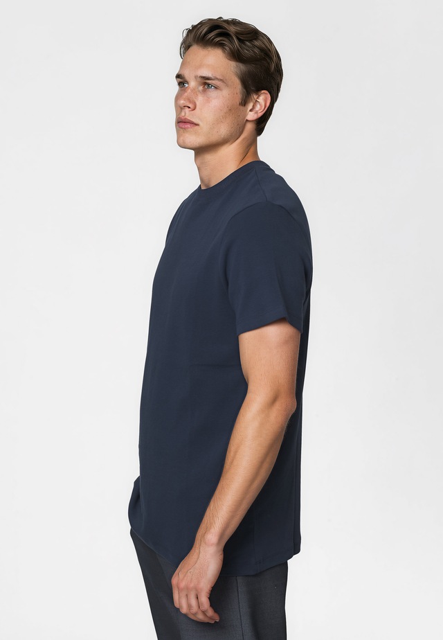 Kleinigkeit T-Shirt »Kleinigkeit Unterragendes Shört« 1