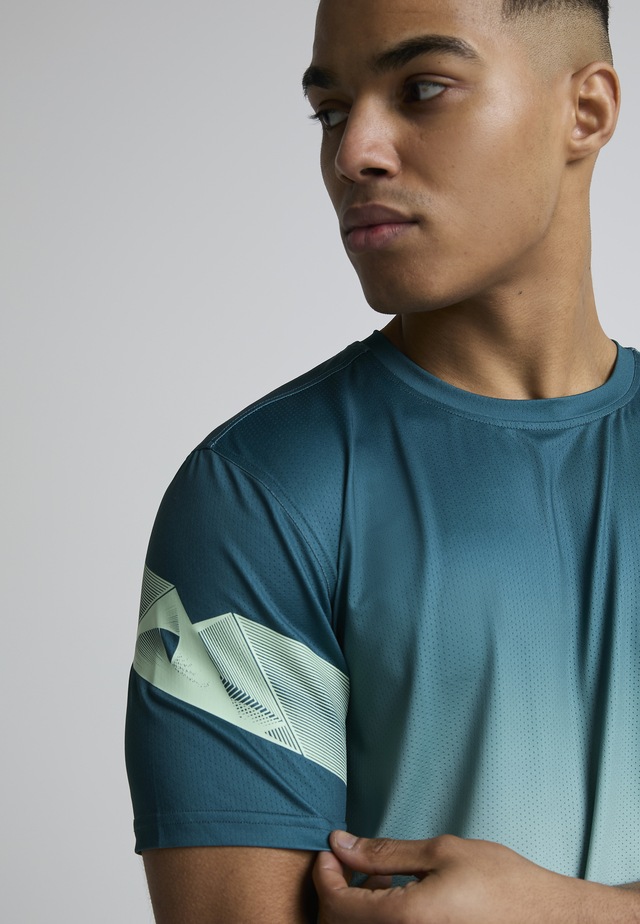 Monterrain T-Shirt »Monterrain DISTANCE OMBRE TEE« 1