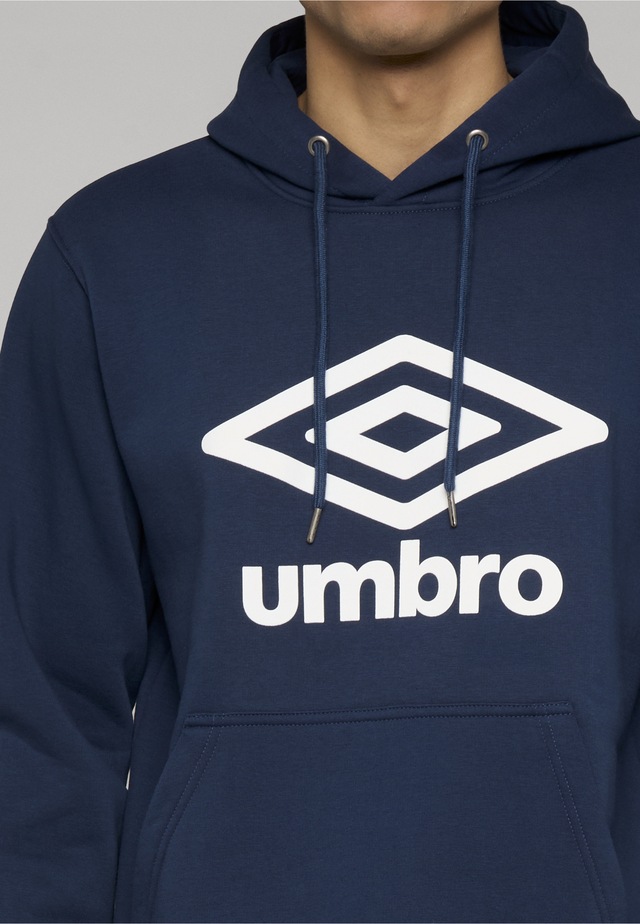 Umbro Rundhalspullover »Umbro Team Hoodie« 1