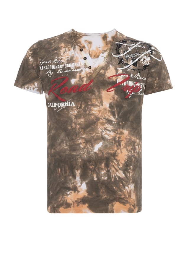 Cipo & Baxx T-Shirt »CT804« auffälligen Empirme-Print-Waschung