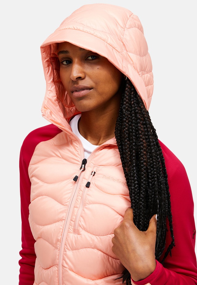 Peak Performance Funktionsjacke »W Helium Hybrid Down Hood Jacket« mit sportivem Design