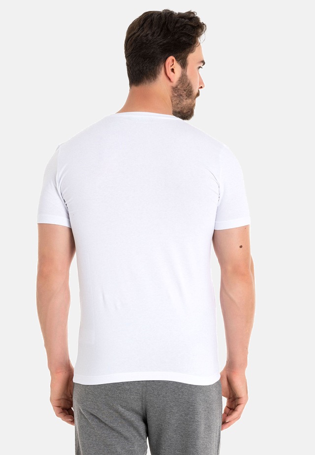 Cipo & Baxx T-Shirt »CT717« gerade geschnitten