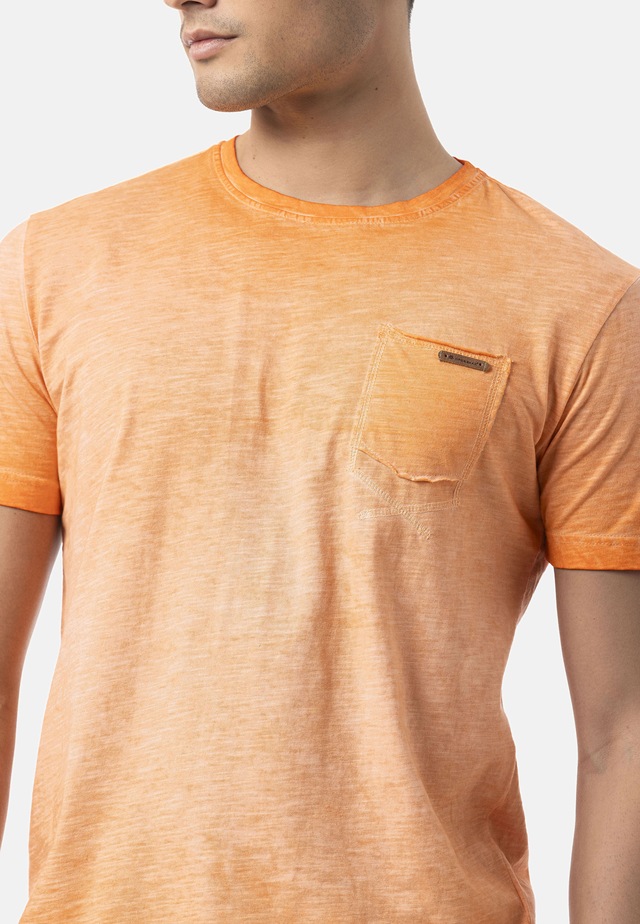 Cipo & Baxx T-Shirt »CT810« Auffälliger Front-Print