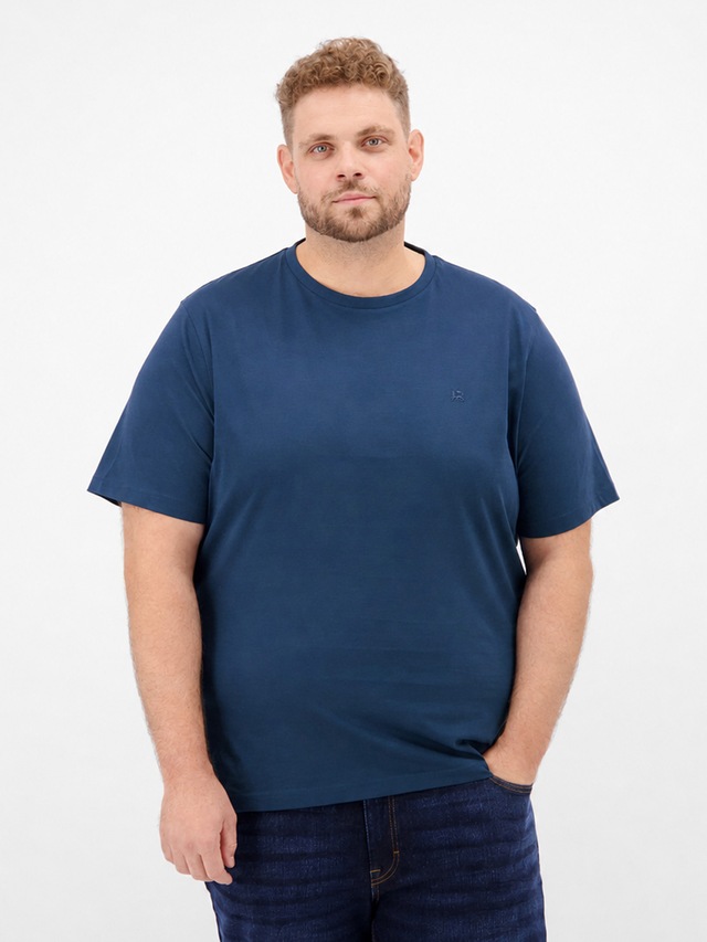 LERROS Rundhalsshirt »Sommerliches T-Shirt mit O-Neck in großen Größen«