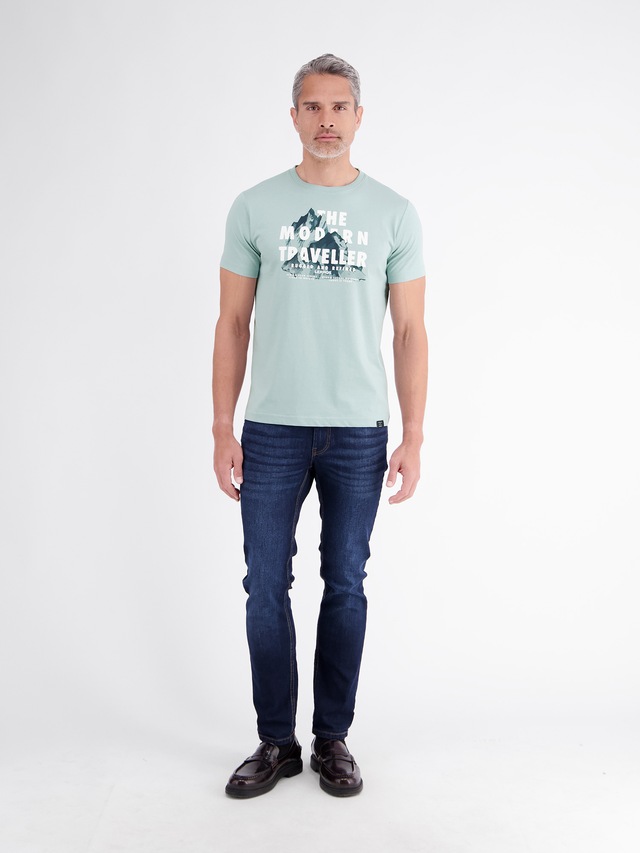 LERROS T-Shirt »T-Shirt aus Baumwolle mit lässigem Frontprint und O-Neck«