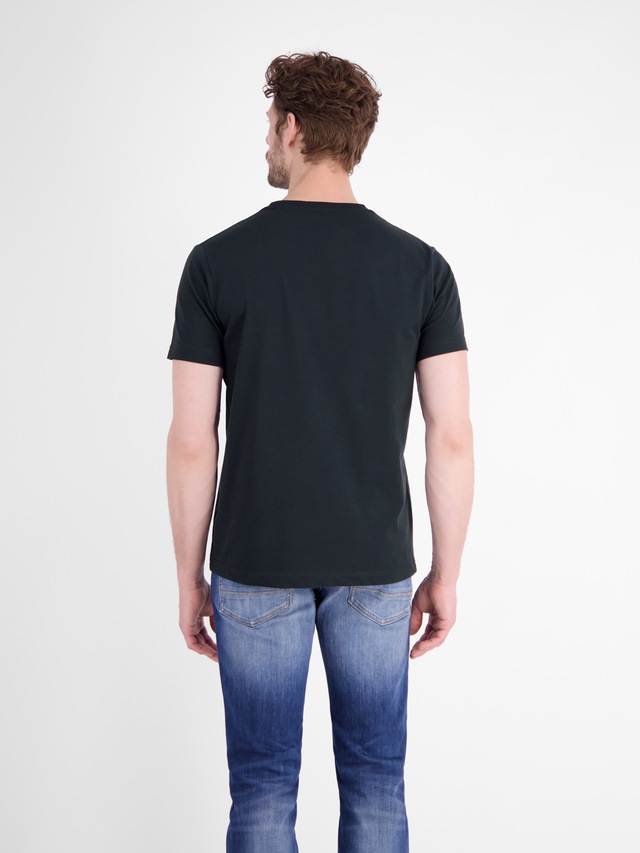 LERROS T-Shirt »T-Shirt aus Baumwolle mit lässigem Frontprint und O-Neck«