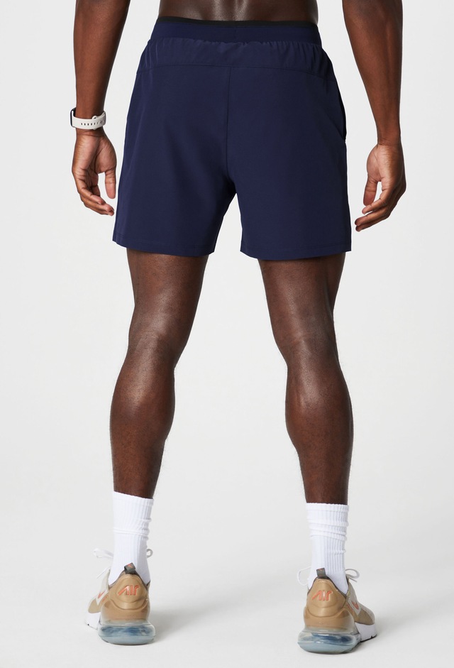 Fabletics Outdoorhose »Fabletics Shorts The Fundamental Short mit Innenhose 13cm« mit Innenhose 13cm