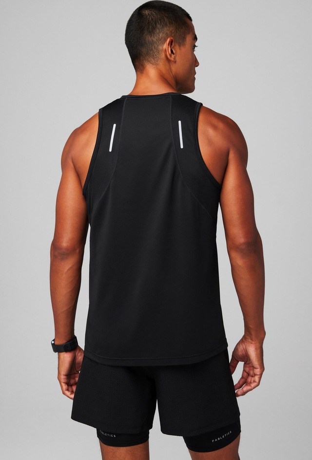 Fabletics Funktionsshirt »Fabletics TANK THE O2 TANK« mit Autolichtreflektoren