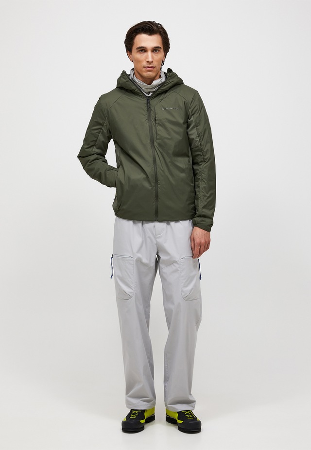 Peak Performance Wendejacke »M Freelight Reversible Insulated Hood Jacket« mit Wendefunktion