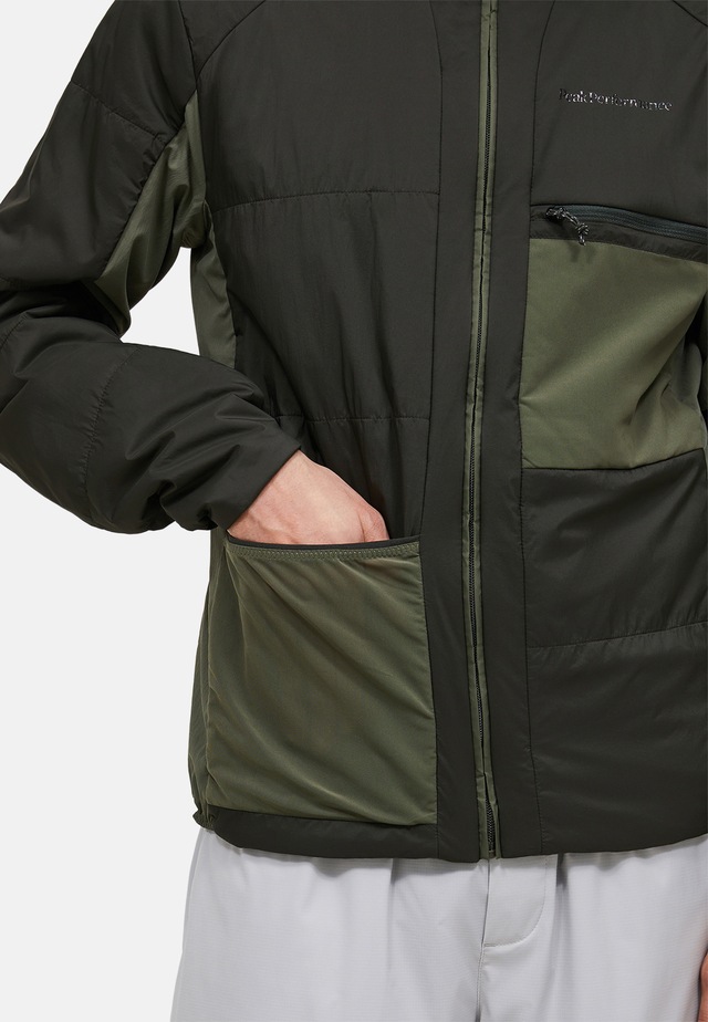 Peak Performance Wendejacke »M Freelight Reversible Insulated Hood Jacket« mit Wendefunktion