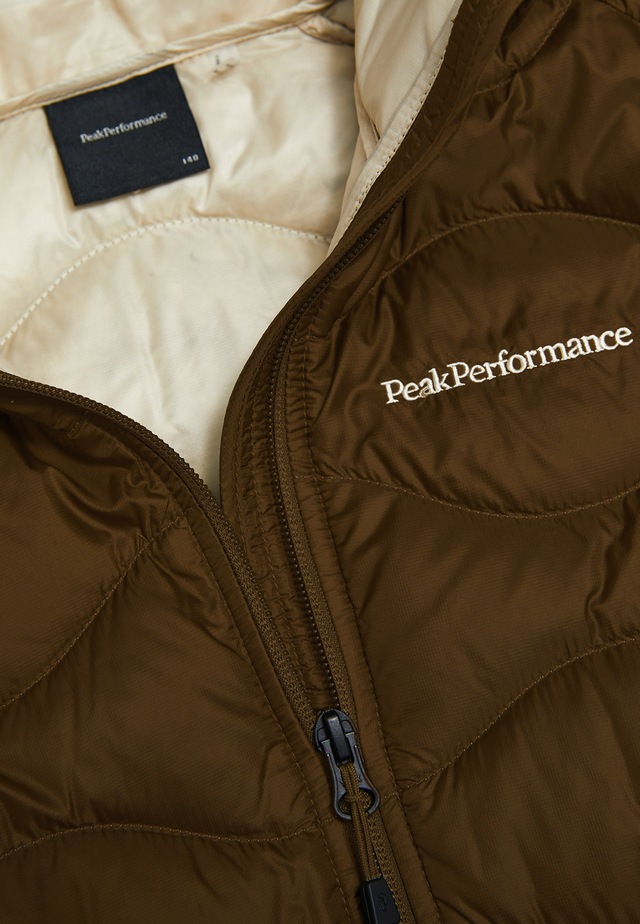 Peak Performance Daunenjacke »Jr Helium Down Hood Jacket« mit sportivem Design