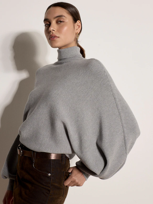Apricot Fledermauspullover »Gestrickter Cape-Pullover mit Fledermausärmeln« mit Rollkragen
