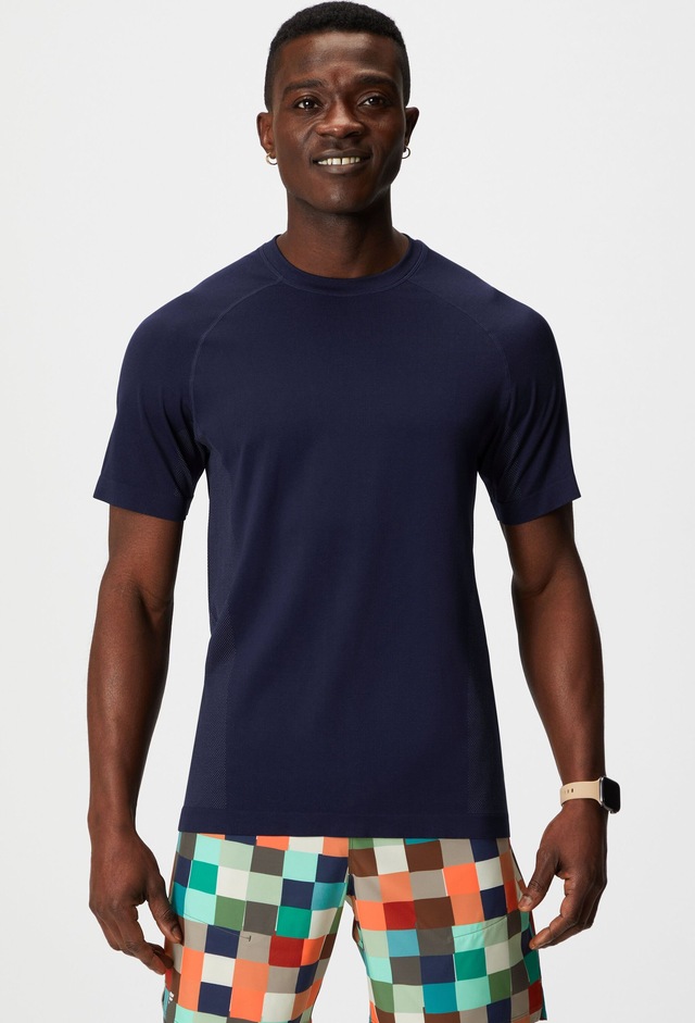 Fabletics T-Shirt »Fabletics TEE The Training Day« aus ultraleichtem, schweißableitenden Performance-Stoff