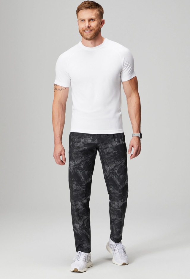 Fabletics T-Shirt »Fabletics TEE The Training Day« aus ultraleichtem, schweißableitenden Performance-Stoff
