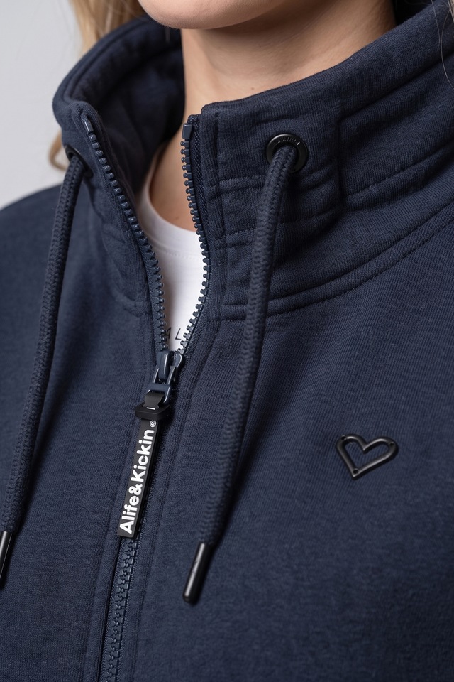 Alife & Kickin Sweatjacke »Damen LisbethAK A Sweatjacke, Jacke« kurze Zip-Jacke mit Stehkragen und Kordelzug im Streetwear-Look
