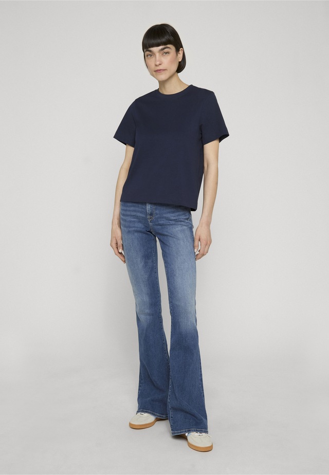 URBAN CLASSICS T-Shirt »Urban Classics Ladies Basic Boxy Tee« 1