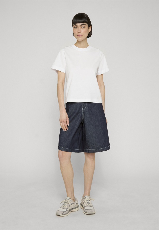 URBAN CLASSICS T-Shirt »Urban Classics Ladies Basic Boxy Tee« 1