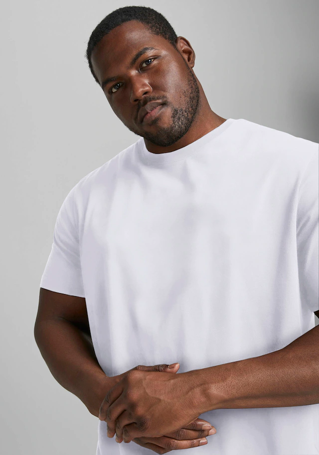 Jack & Jones PlusSize T-Shirt »NOA TEE« mit abgerundetem Saum, bis Größe 6XL