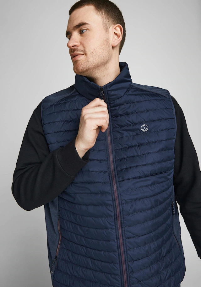 Jack & Jones PlusSize Steppweste »MULTI mit Stehkragen und normaler Form« unifarben, modisch, regular fit, Polyester, Stehkragen