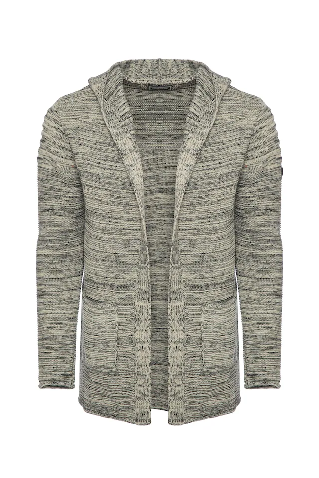 CARISMA Strickjacke »CARISMA Strickjacke« mit Logopatch