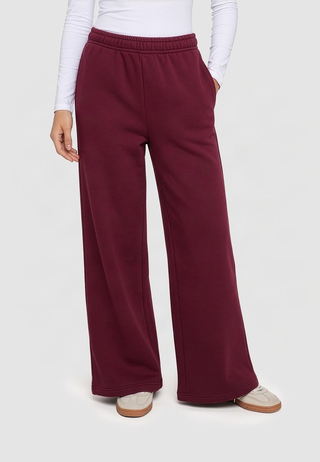 URBAN CLASSICS Jogginghose »Urban Classics Ladies Fluffy Wideleg Trackpants«