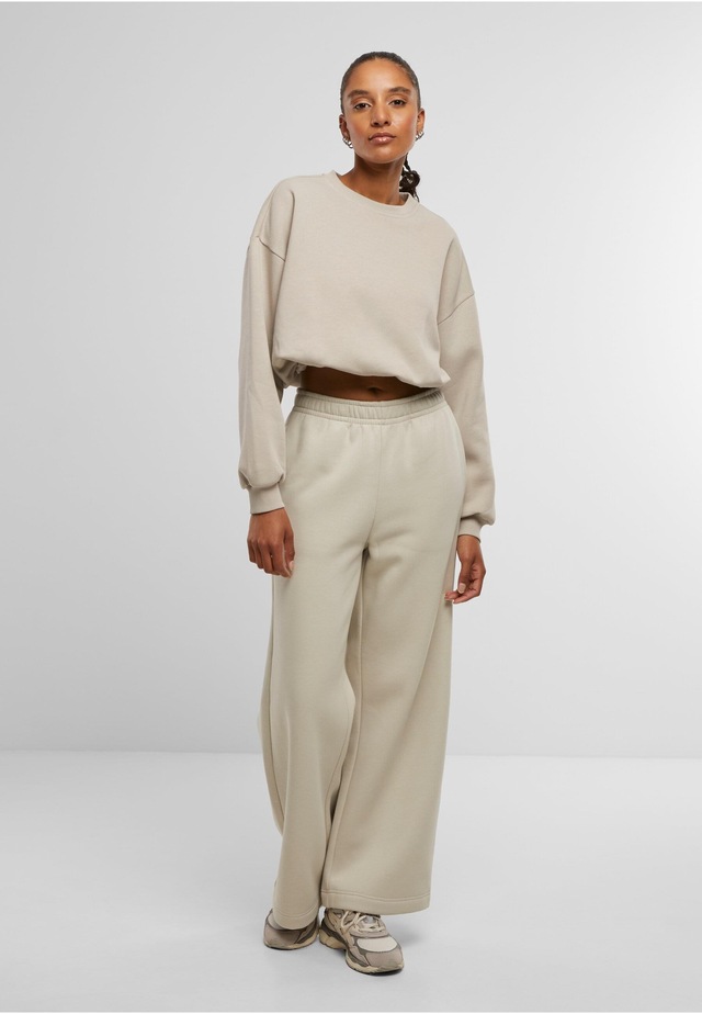 URBAN CLASSICS Jogginghose »Urban Classics Ladies Fluffy Wideleg Trackpants«