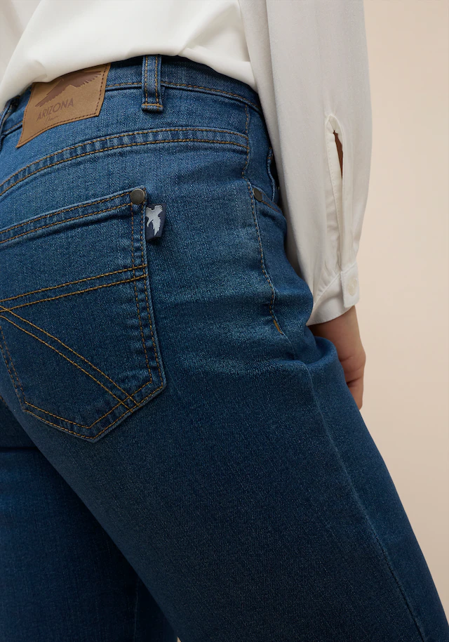 Arizona Gerade Jeans »Annett« bequeme Passform, 5-Pocket-Style, hohe Taille