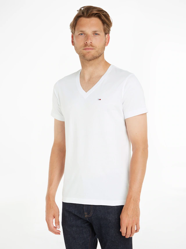 Tommy Jeans T-Shirt »TJM ORIGINAL JERSEY V NECK« mit V-Ausschnitt und dezenter Logo-Flag