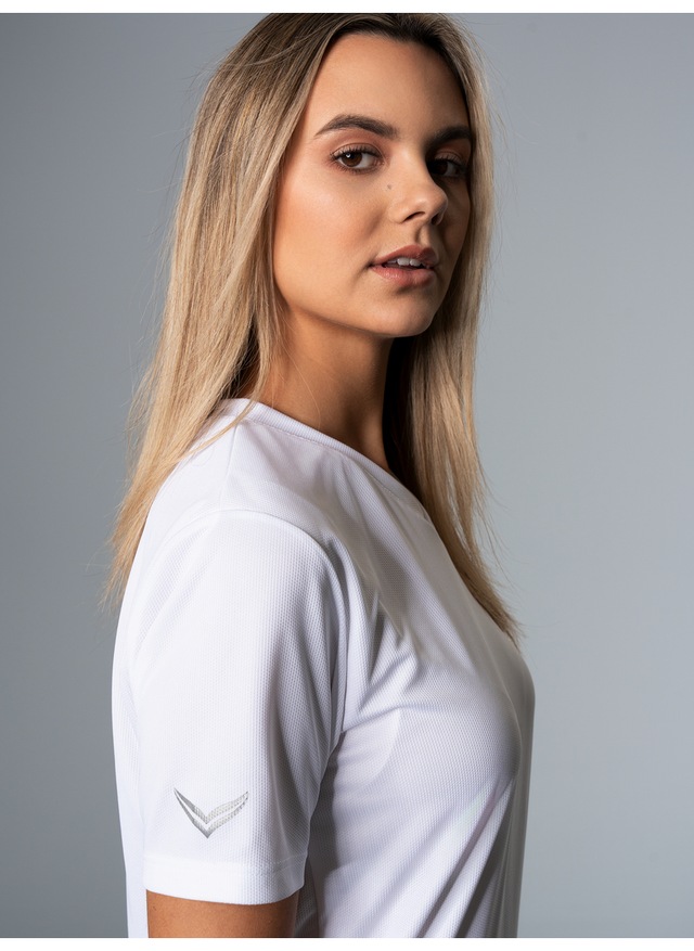 Trigema T-Shirt »TRIGEMA V-Shirt COOLMAX®« 1 Stk.