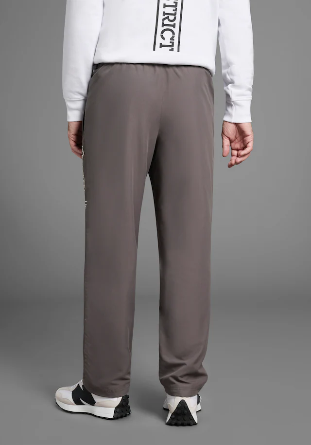 Bruno Banani Sporthose mit verstellbarem Hosensaum