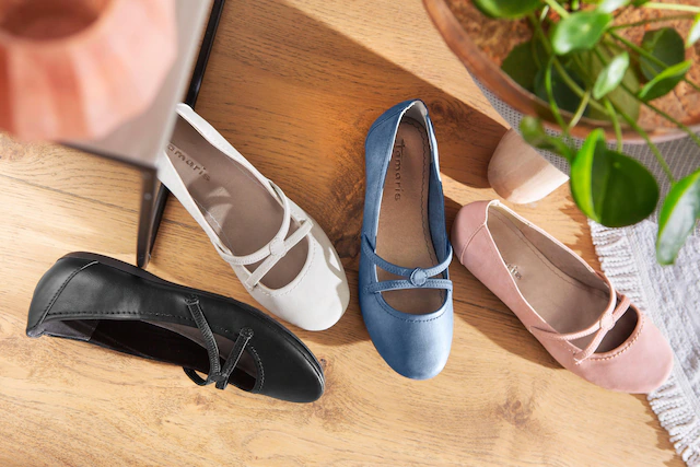 Tamaris Ballerina »Caterina« Flats, Festtagsmode, Slipper mit Gummizugriemchen