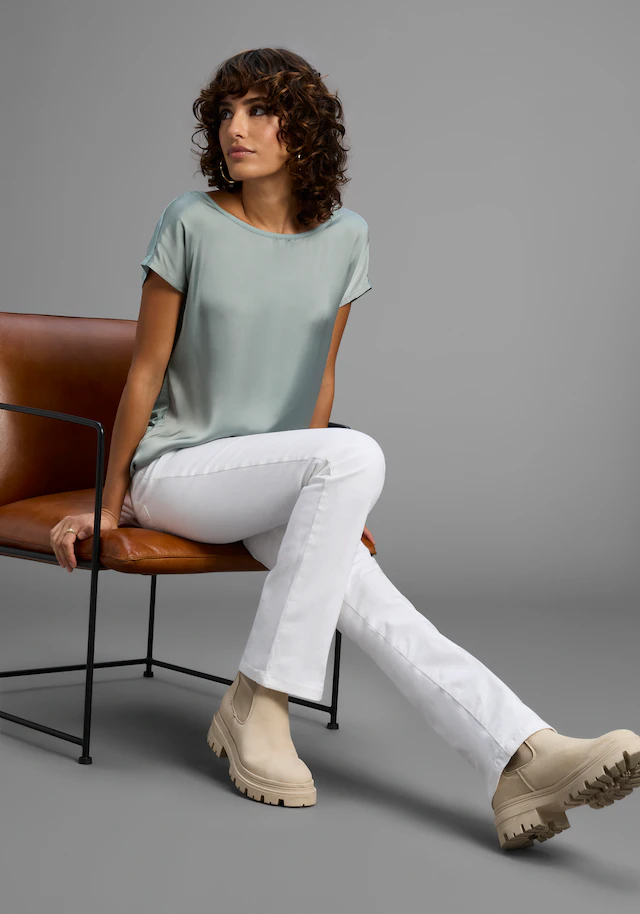 Laura Scott Shirtbluse »mit Satin-Vorderteil und hochflexiblen Jersey-Rücken« lockere Passfrom, zeitlos & gut zu kombinieren