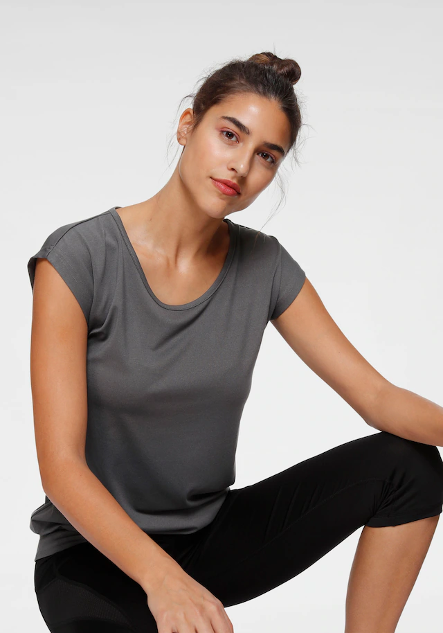 Ocean Sportswear Yoga & Relax Shirt »Soulwear - Essentials Yoga Shirts« Packung, 2er-Pack, leicht überschnittene Schultern, längerer Schnitt