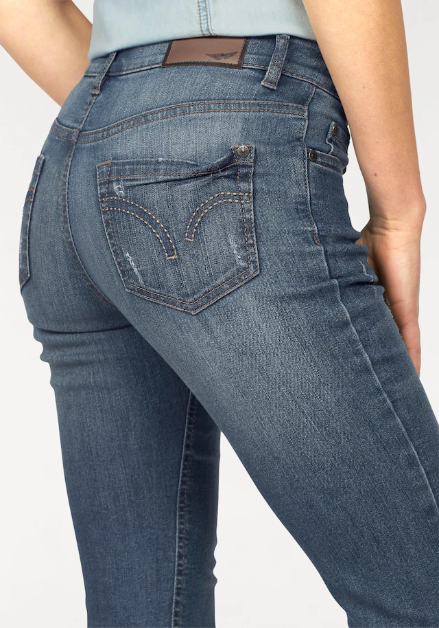 Arizona Caprijeans schmale Passform, mit Destroyed-Effekten, niedrige Leibhöhe