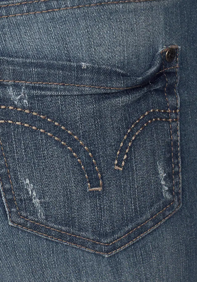 Arizona Caprijeans schmale Passform, mit Destroyed-Effekten, niedrige Leibhöhe