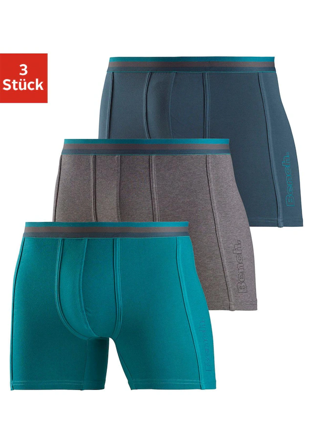 Bench. Langer Boxer Packung, 3 Stk. Unterhosen mit elastischem Bund und Logodruck auf dem Bein