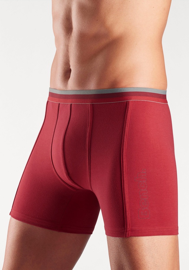 Bench. Langer Boxer Packung, 3 Stk. Unterhosen mit elastischem Bund und Logodruck auf dem Bein