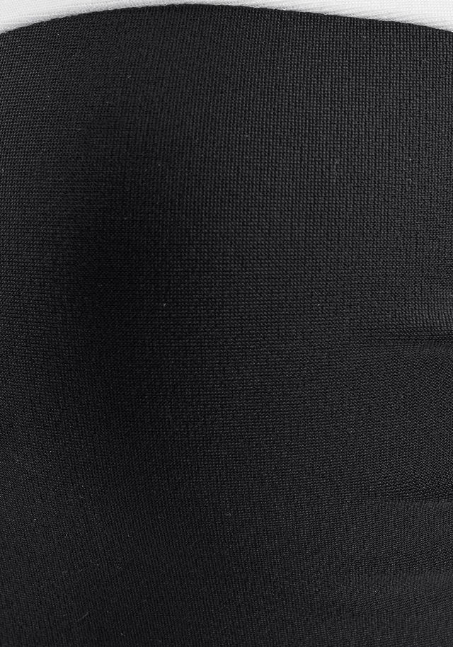 LASCANA Bügel-Bandeau-Bikini mit Kontrastdetails