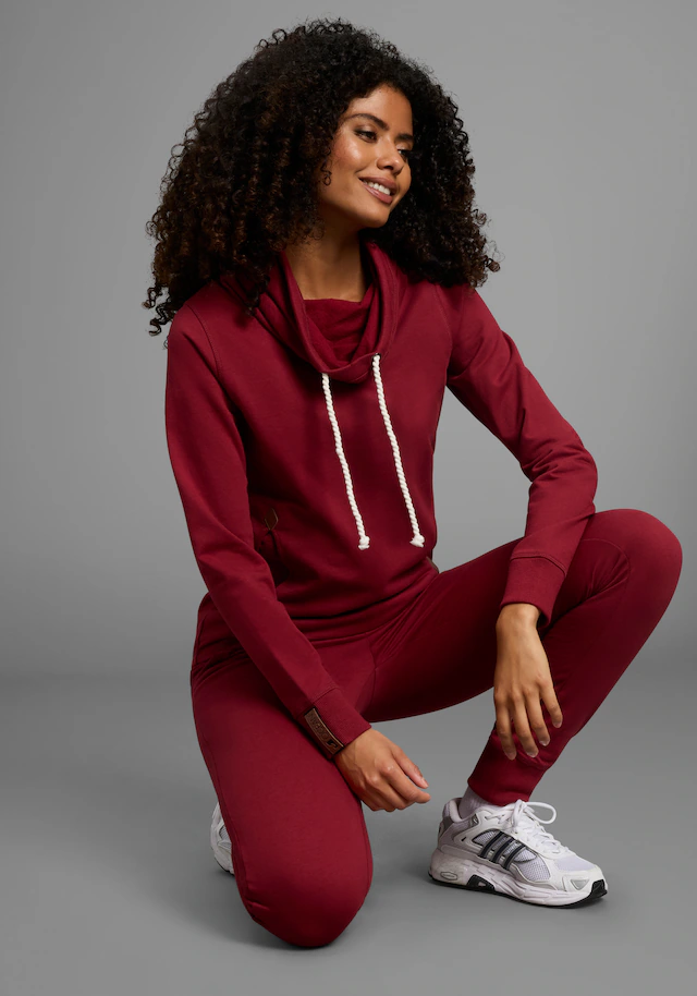 Ocean Sportswear Jogginganzug »Essentials Joggingsuit« Set, 2 Stk. mit Lederimitat-Details