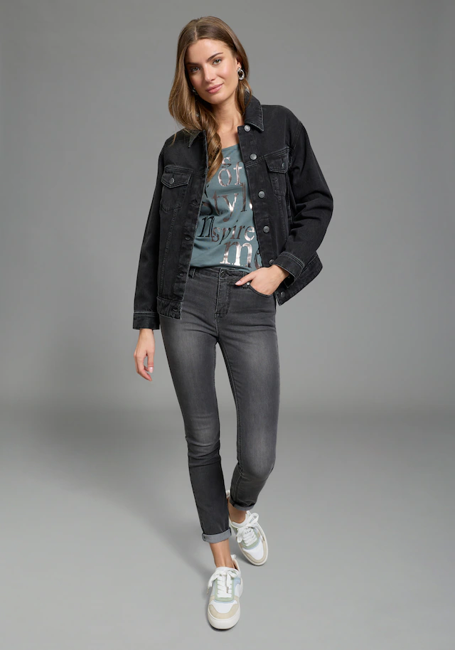 Laura Scott T-Shirt sehr figurbetonte Passform, mit Rundhalsausschnitt